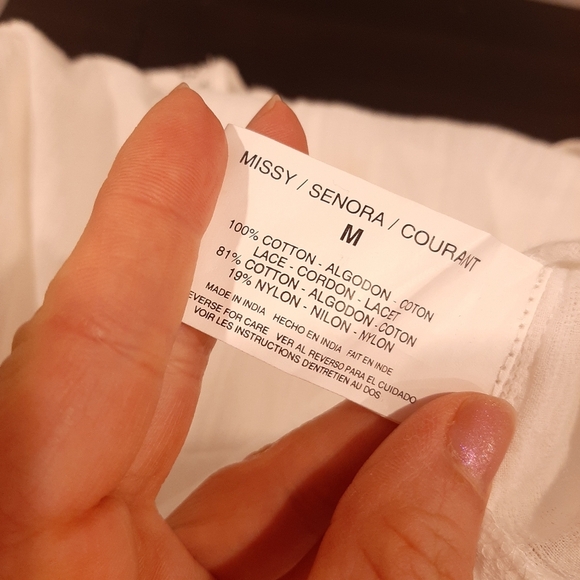 3/$20 VINTAGE AMERICA Sheer Floral Lace Blouse Short Sleeve Keyhole Top - Picture 9 of 10